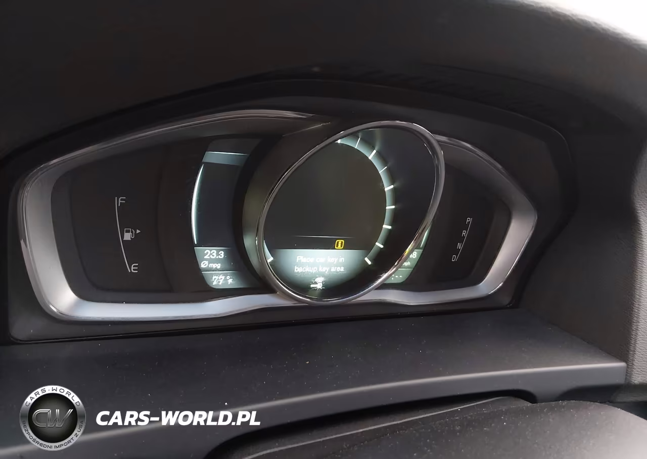 2015 Volvo V60 T5 Premier VIN:YV1612SB8F1186658 - 11