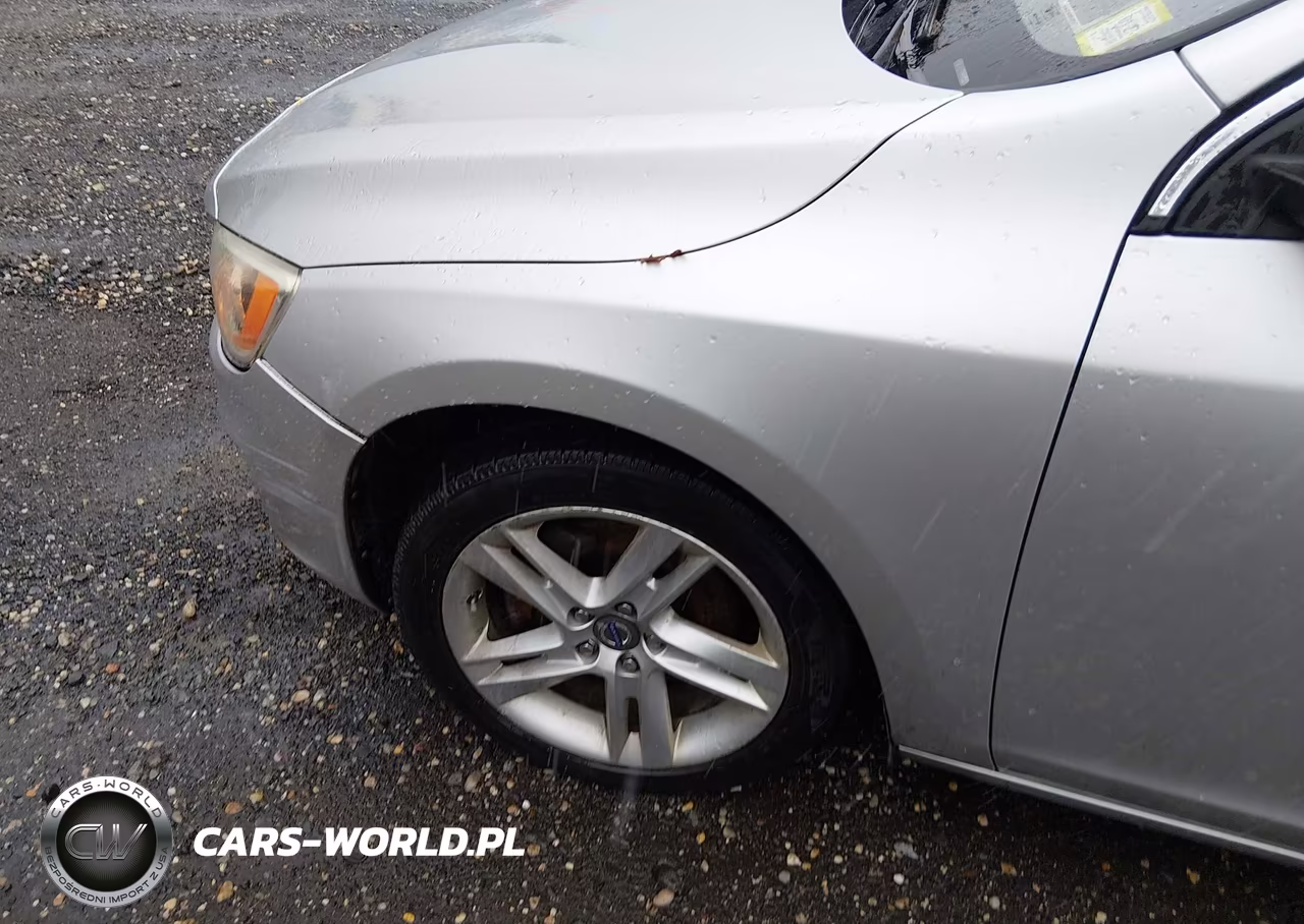 2015 Volvo V60 T5 Premier VIN:YV1612SB8F1186658 - 6