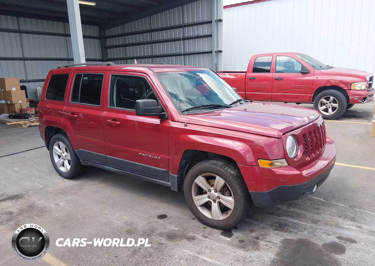 2016 Jeep Patriot Latitude – zdjęcie 1 z 11