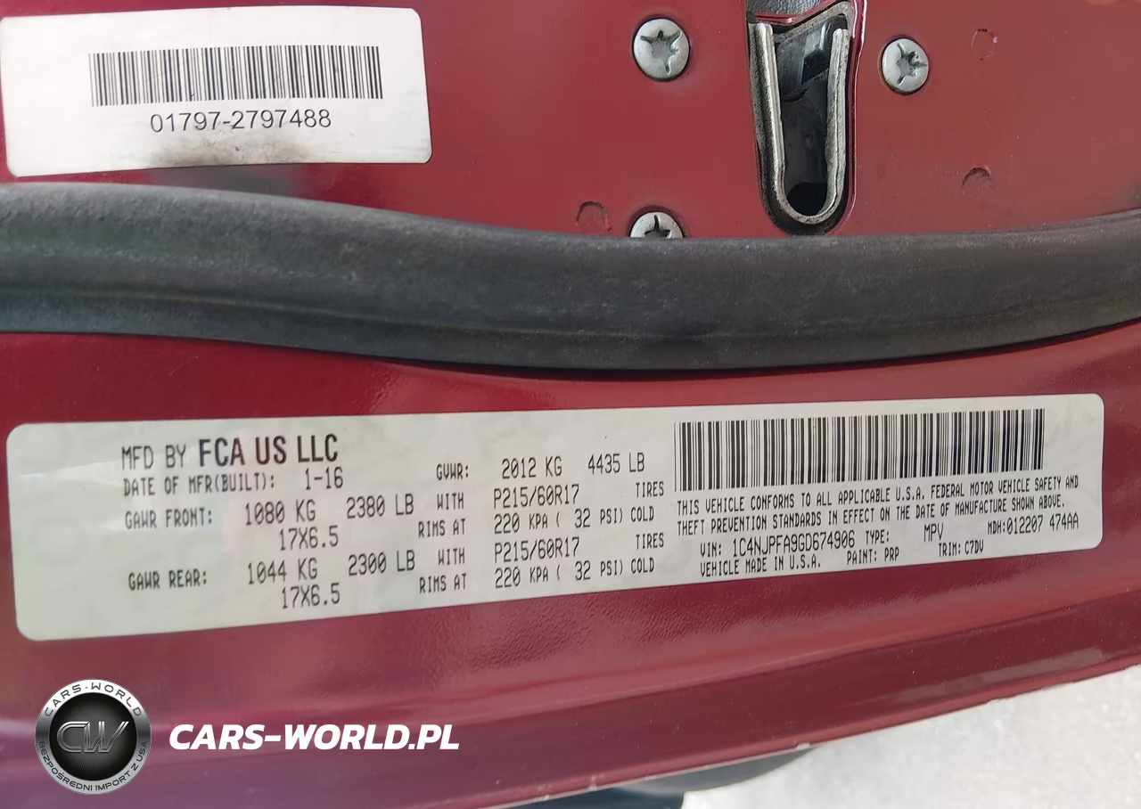 2016 Jeep Patriot Latitude VIN:1C4NJPFA9GD674906 - 9