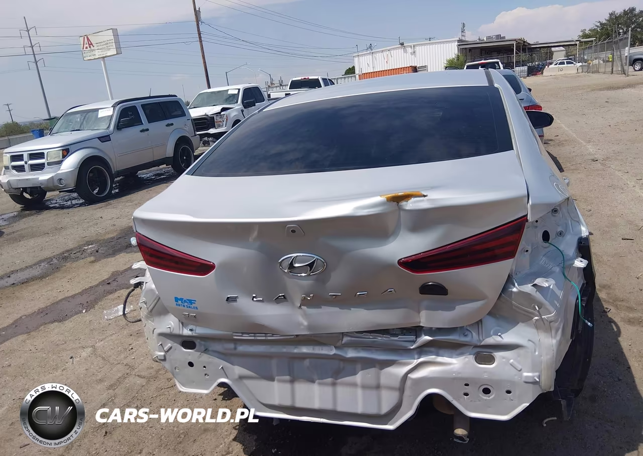 2019 Hyundai Elantra Se VIN:5NPD74LF5KH488856 - 17