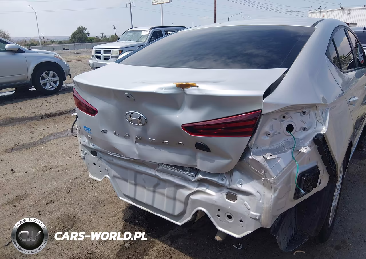2019 Hyundai Elantra Se VIN:5NPD74LF5KH488856 - 6