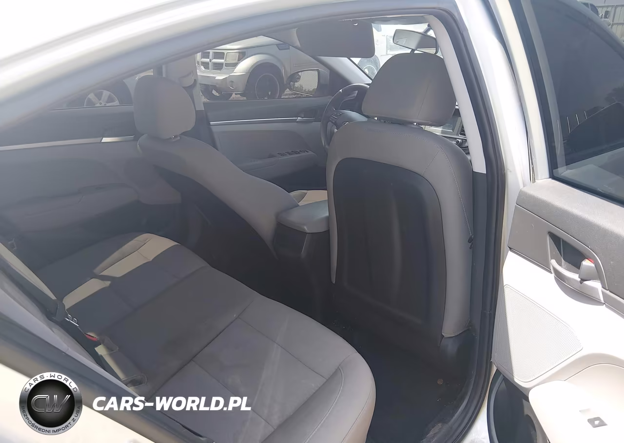 2019 Hyundai Elantra Se VIN:5NPD74LF5KH488856 - 8