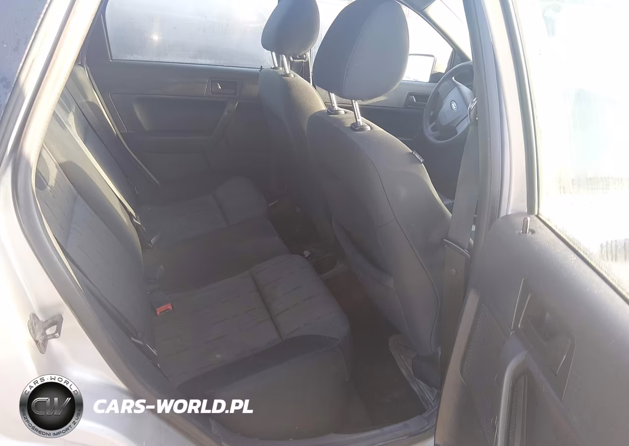2009 Ford Focus Se VIN:1FAHP35N39W217191 - 8