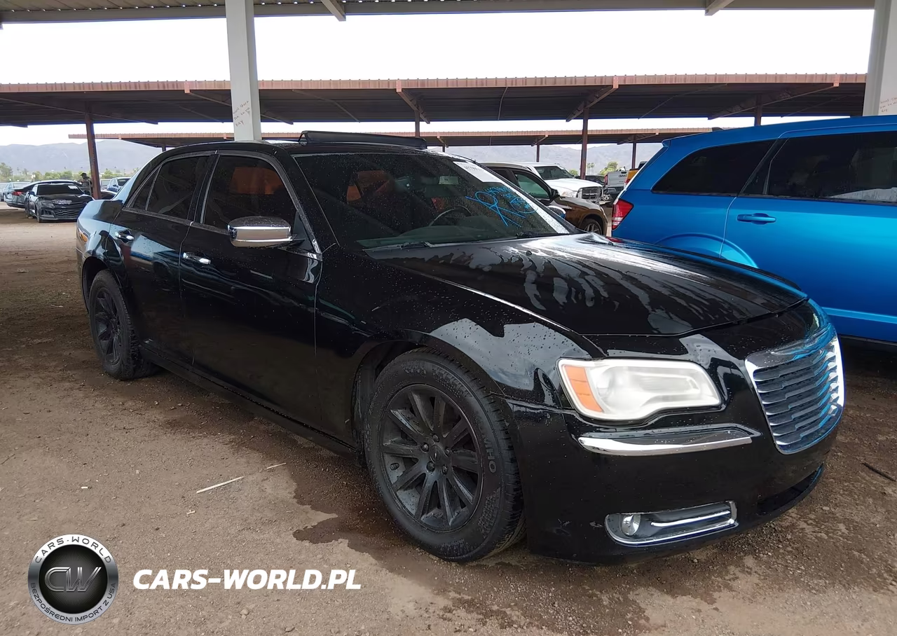 2012 Chrysler 300C – zdjęcie 1 z 11