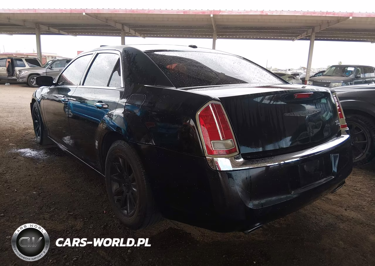 2012 Chrysler 300C VIN:2C3CCAET7CH274684 - 3