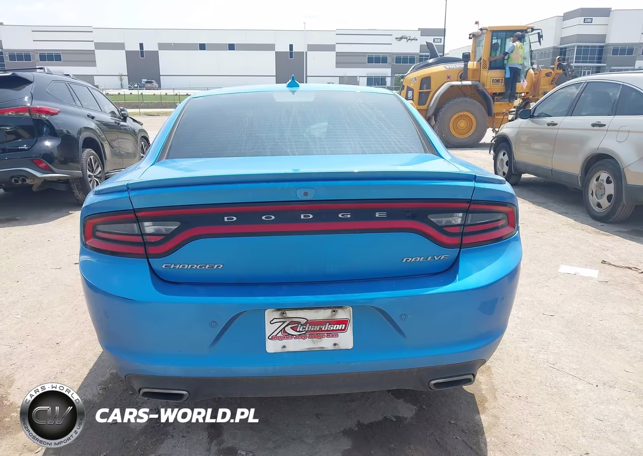 2015 Dodge Charger Sxt VIN:2C3CDXHG9FH826947 - 17
