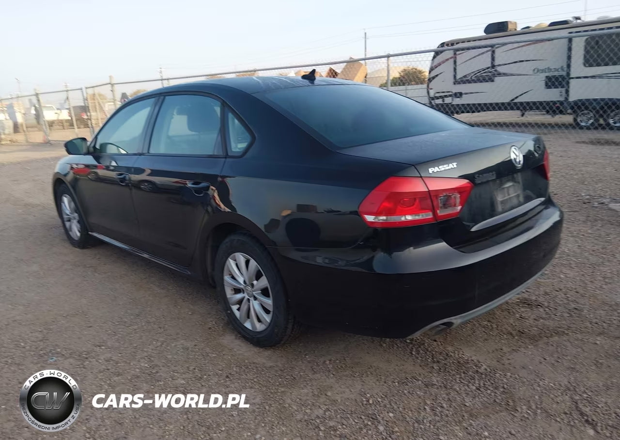 2013 Volkswagen Passat 2.5L Wolfsburg Edition VIN:1VWAH7A30DC142963 - 3
