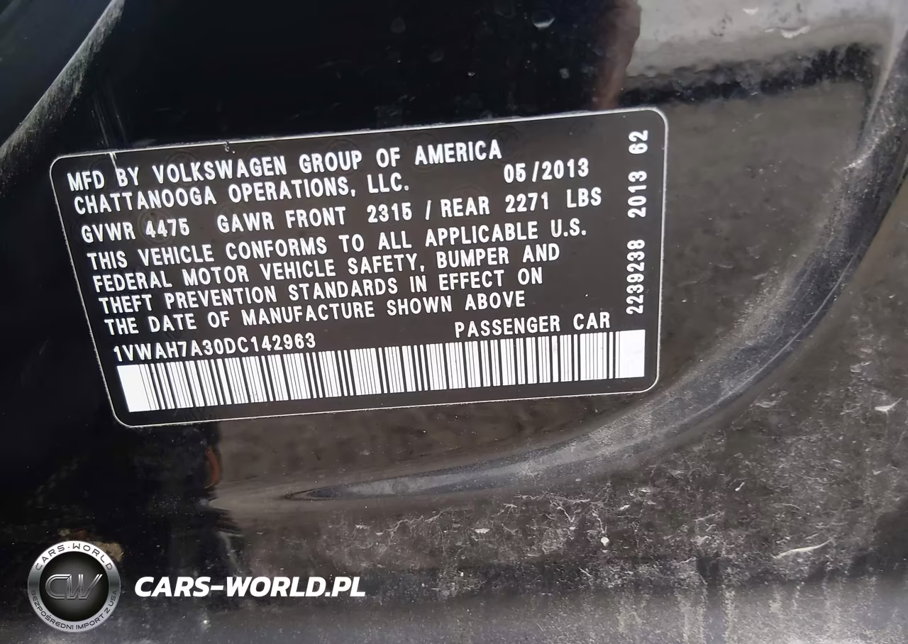 2013 Volkswagen Passat 2.5L Wolfsburg Edition VIN:1VWAH7A30DC142963 - 9