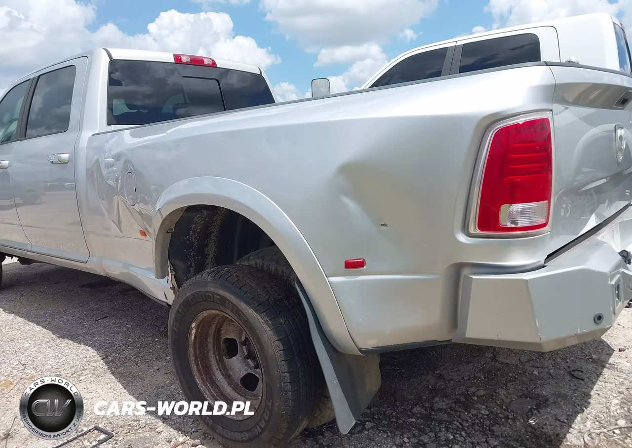 2014 Ram 3500 Laramie VIN:3C63RRJL1EG306778 - 11