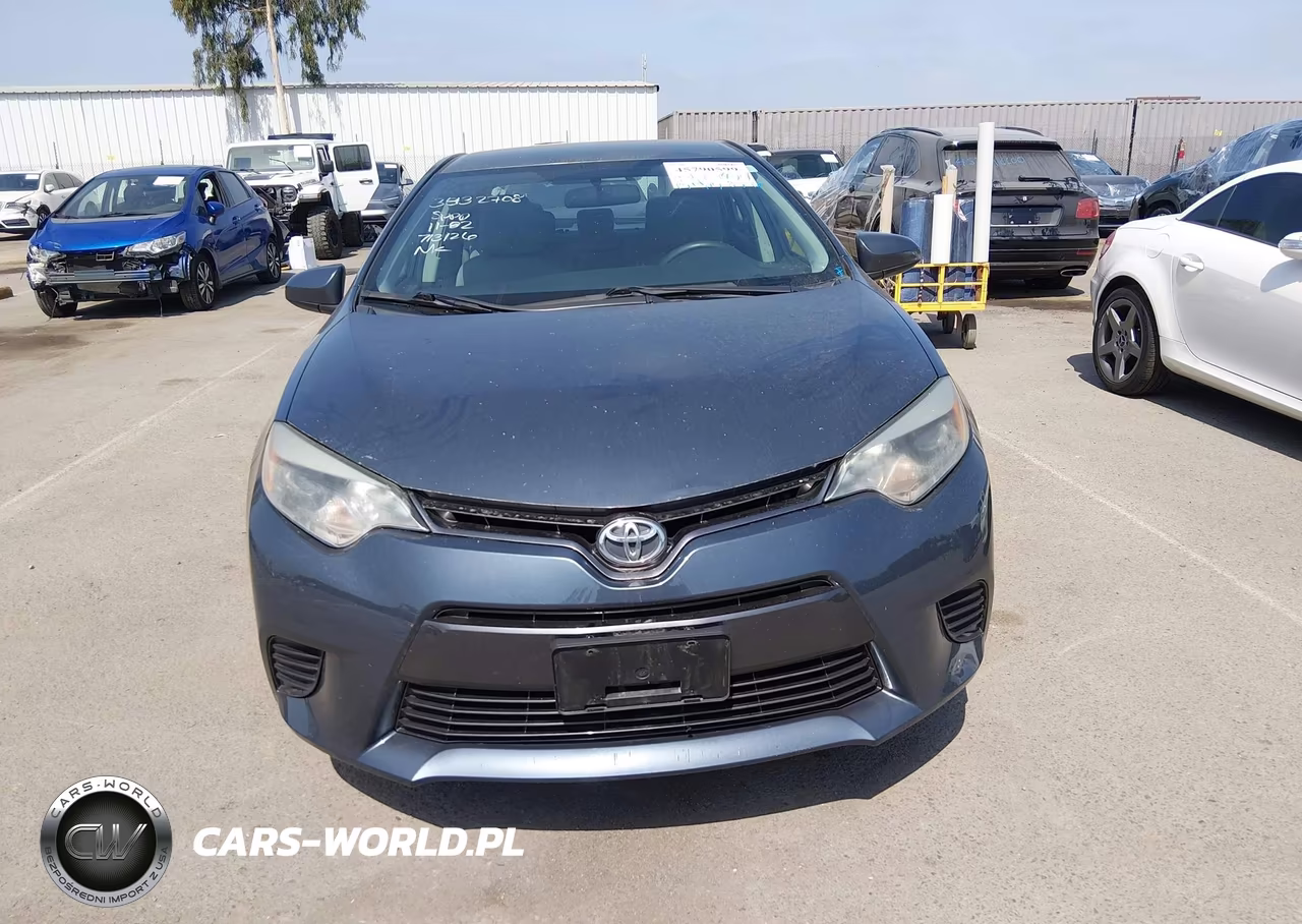 2015 Toyota Corolla Le VIN:5YFBURHE4FP229295 - 12