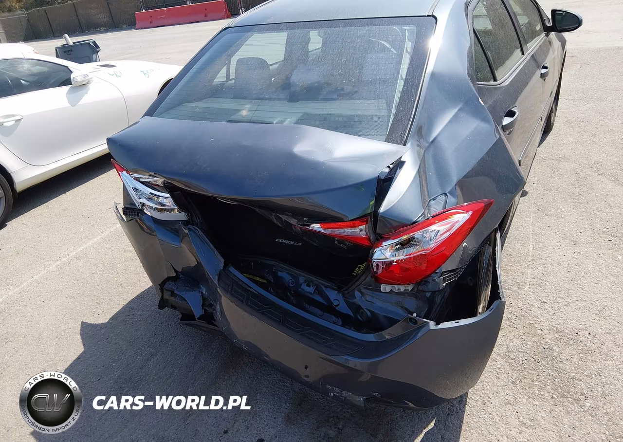 2015 Toyota Corolla Le VIN:5YFBURHE4FP229295 - 6