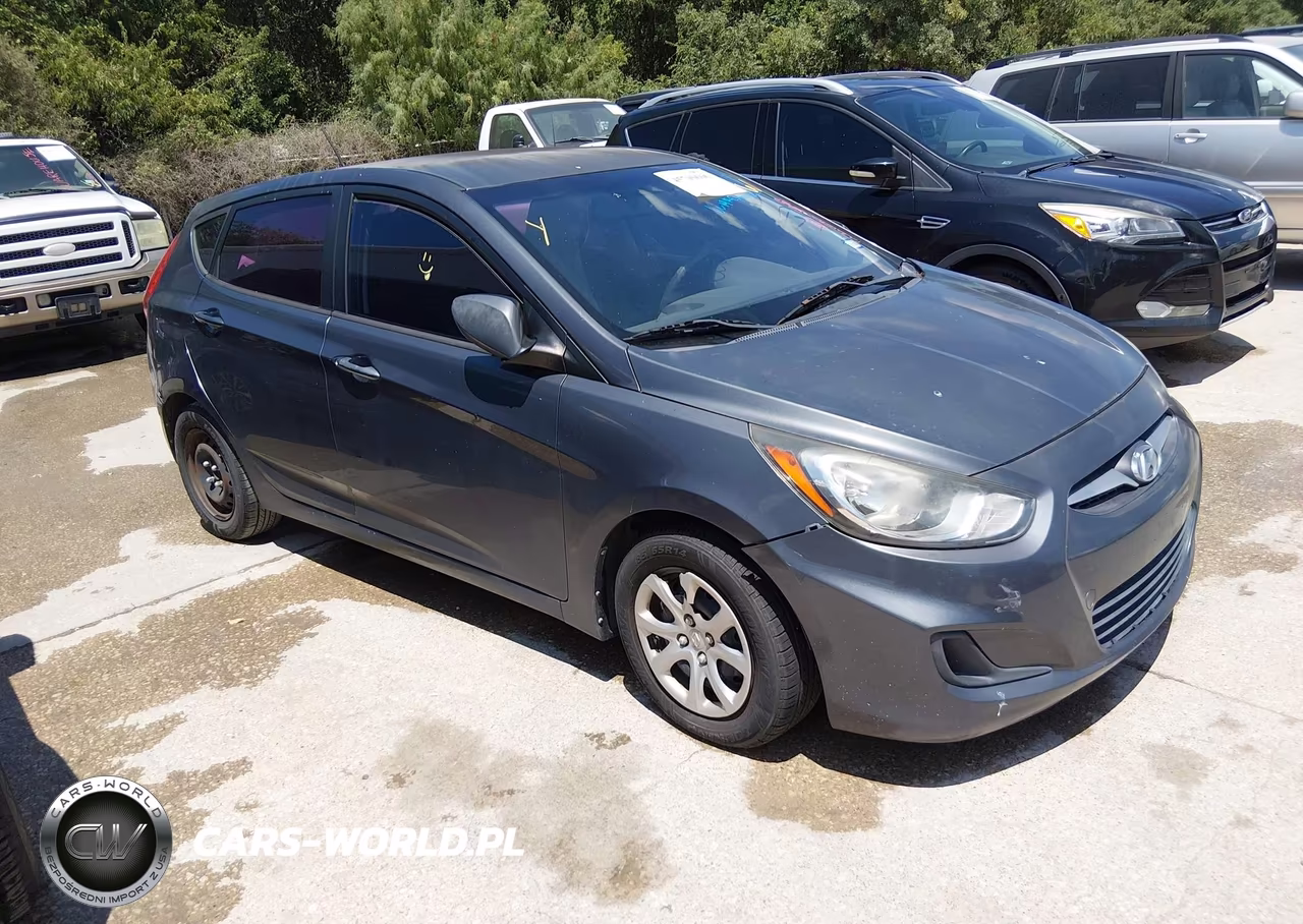 2012 Hyundai Accent Gs – zdjęcie 1 z 16