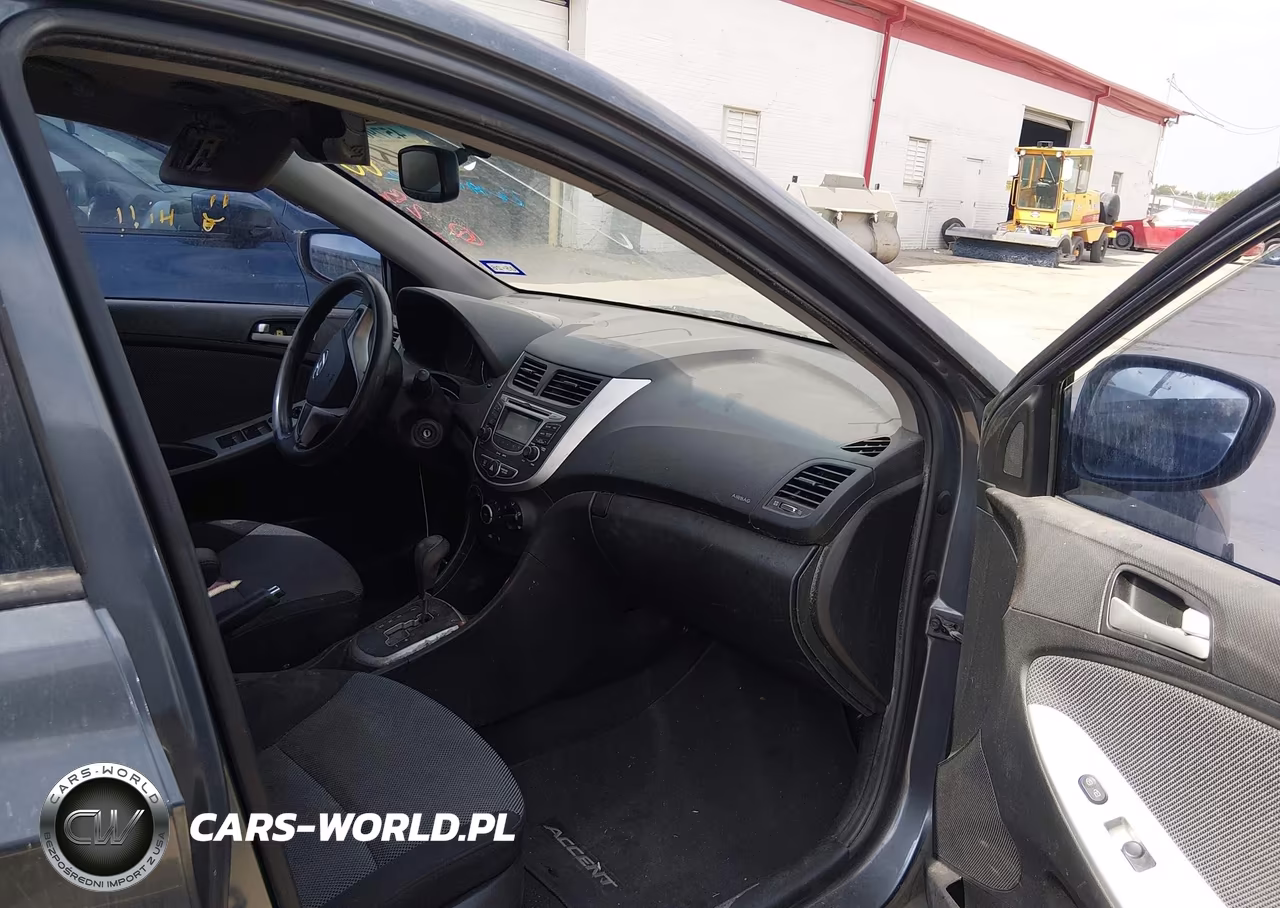 2012 Hyundai Accent Gs VIN:KMHCT5AE2CU059040 - 5
