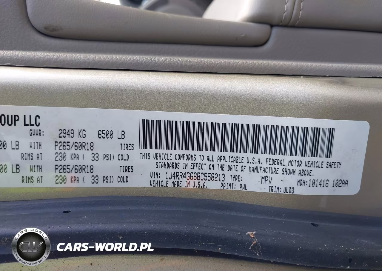 2011 Jeep Grand Cherokee Laredo VIN:1J4RR4GG6BC558213 - 9