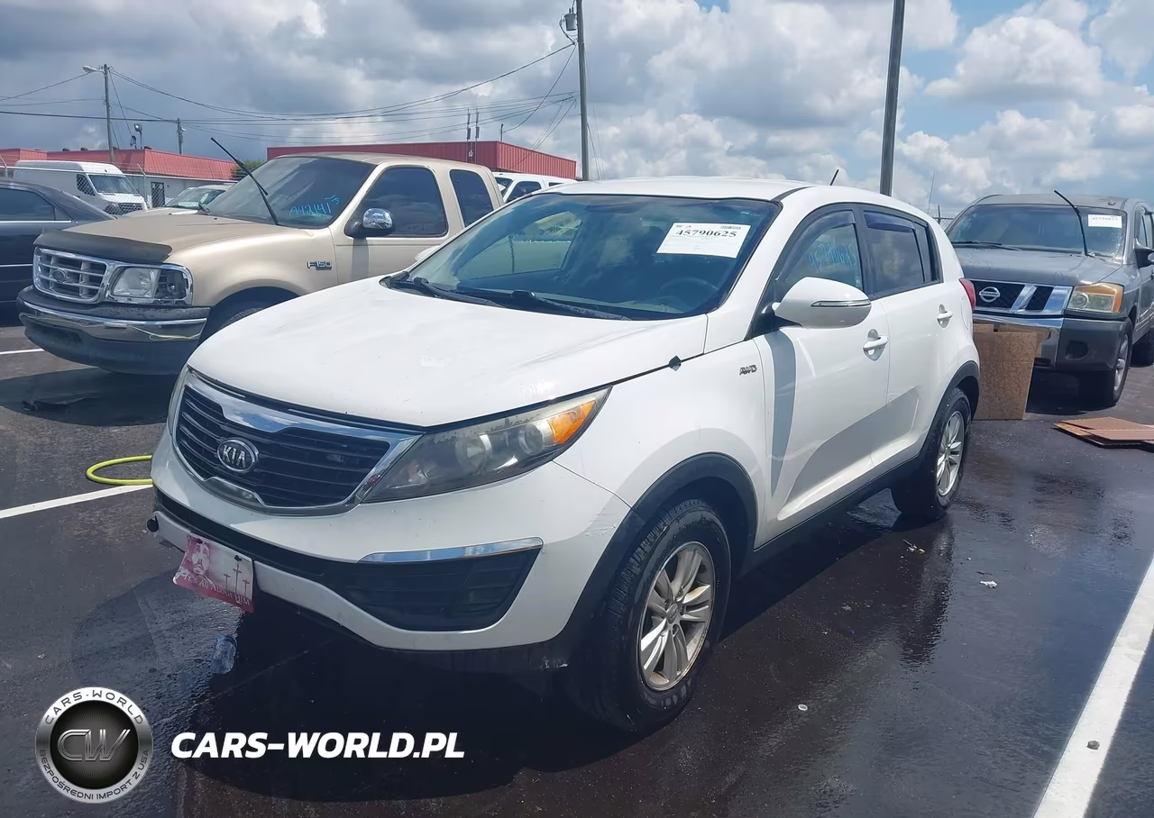 2011 Kia Sportage Lx VIN:KNDPBCA2XB7044737 - 2