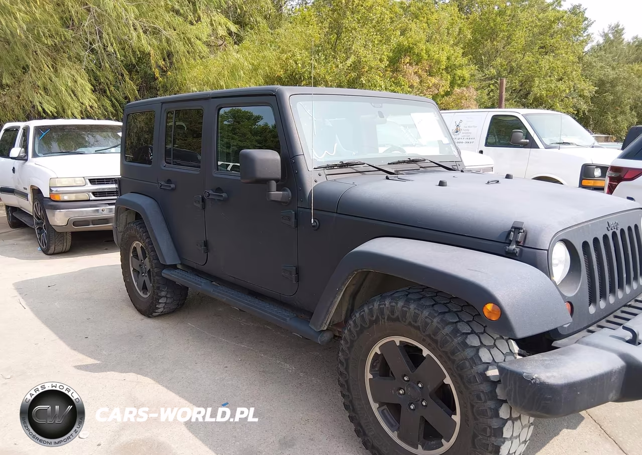 2011 Jeep Wrangler Unlimited Sport VIN:1J4BA3H15BL530691 - 13