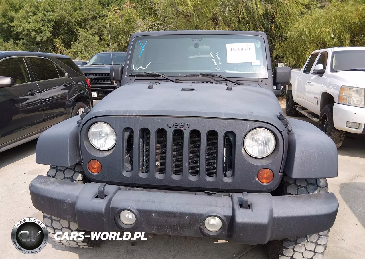 2011 Jeep Wrangler Unlimited Sport VIN:1J4BA3H15BL530691 - 6