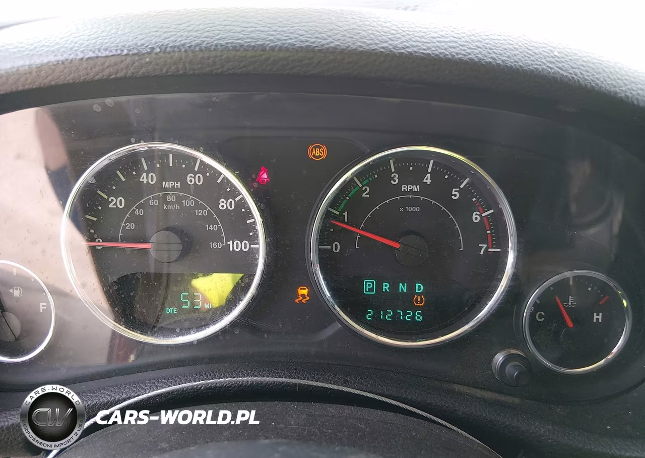 2011 Jeep Wrangler Unlimited Sport VIN:1J4BA3H15BL530691 - 7