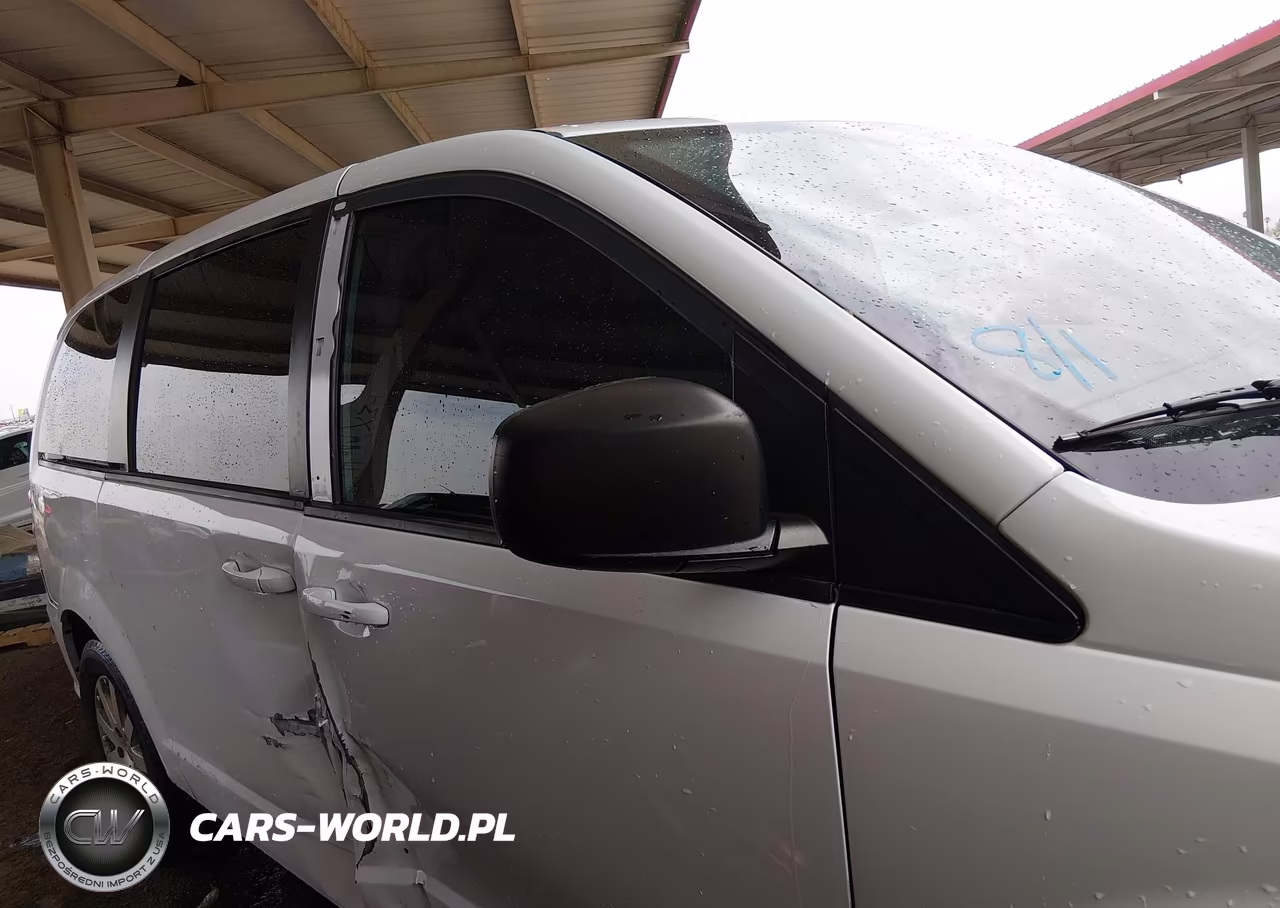 2018 Dodge Grand Caravan Se VIN:2C4RDGBG4JR176376 - 13