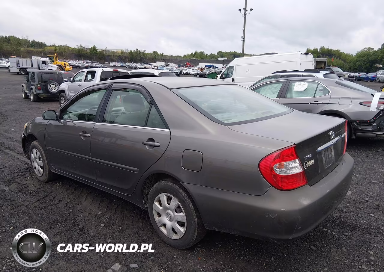 2004 Toyota Camry Le VIN:4T1BE32K14U849557 - 3