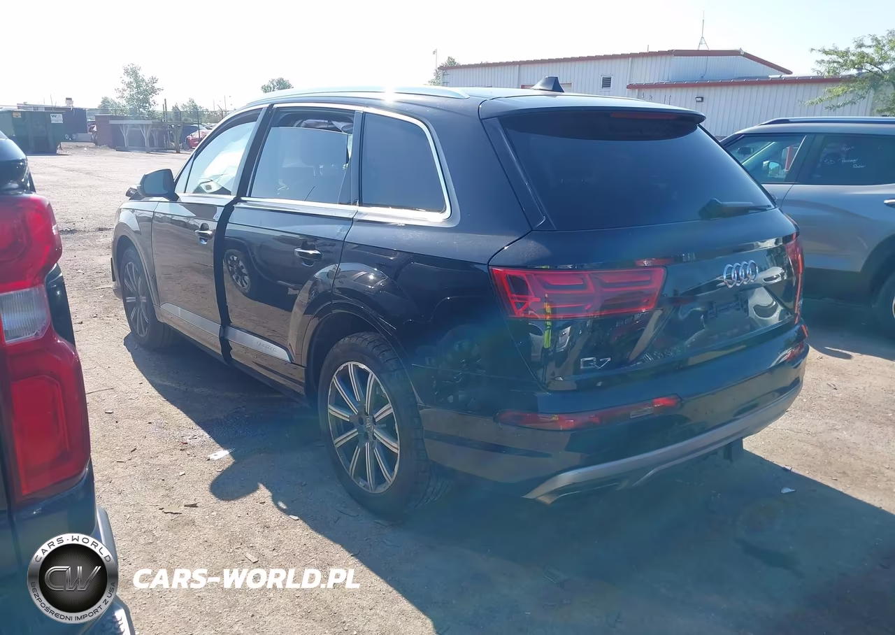 2018 Audi Q7 3.0T Premium VIN:WA1LAAF76JD028667 - 3