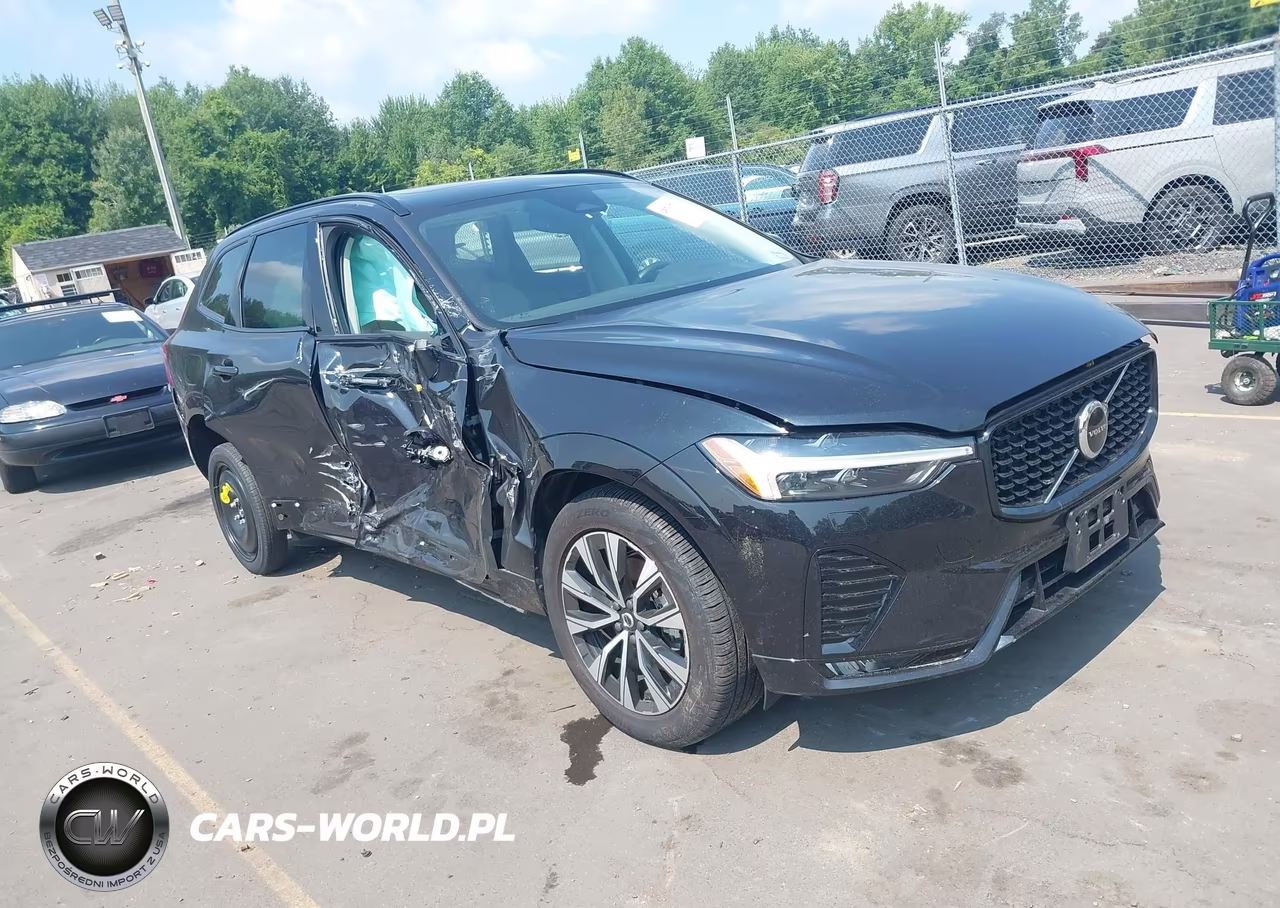 2025 Volvo Xc60 B5 Core