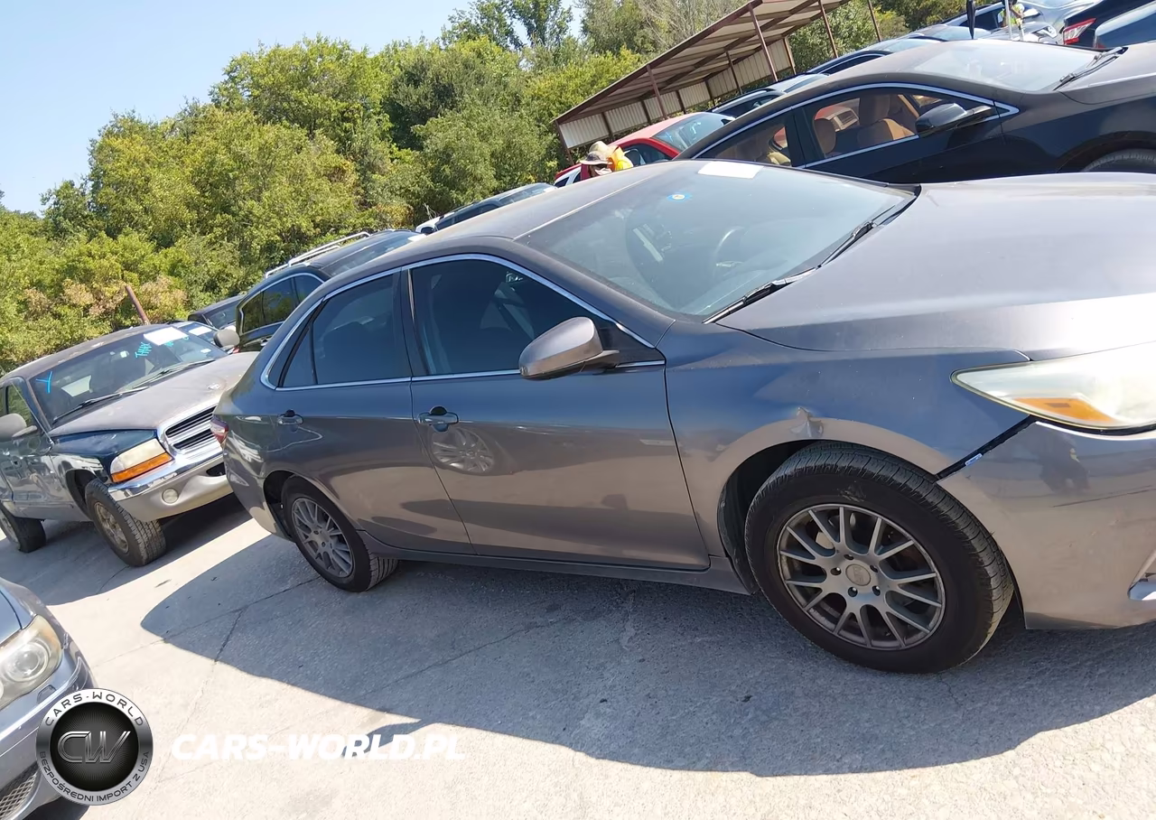 2015 Toyota Camry Le VIN:4T4BF1FK8FR477087 - 13