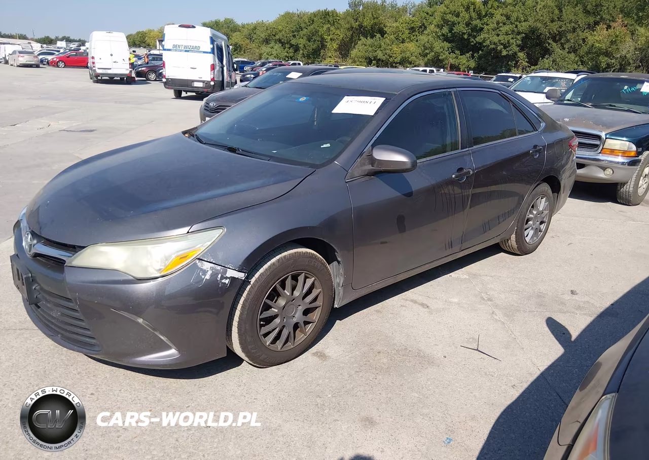 2015 Toyota Camry Le VIN:4T4BF1FK8FR477087 - 2