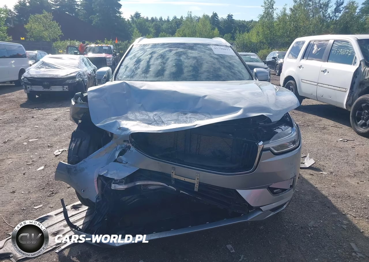 2018 Volvo Xc60 T5 Momentum VIN:YV4102RK1J1065520 - 12