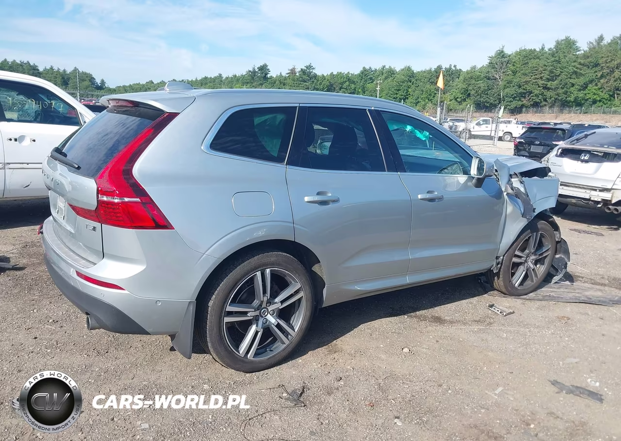 2018 Volvo Xc60 T5 Momentum VIN:YV4102RK1J1065520 - 4