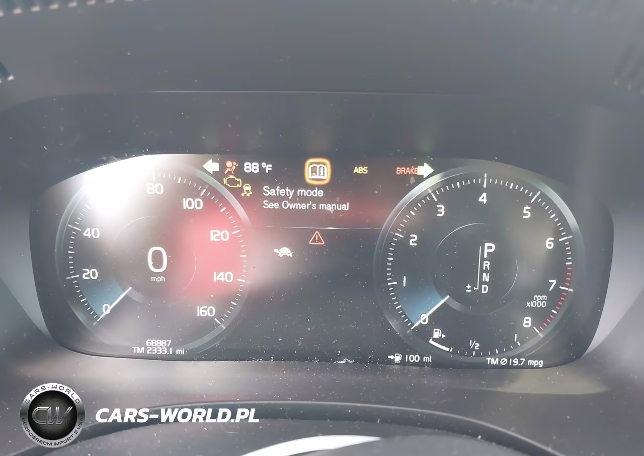 2018 Volvo Xc60 T5 Momentum VIN:YV4102RK1J1065520 - 7