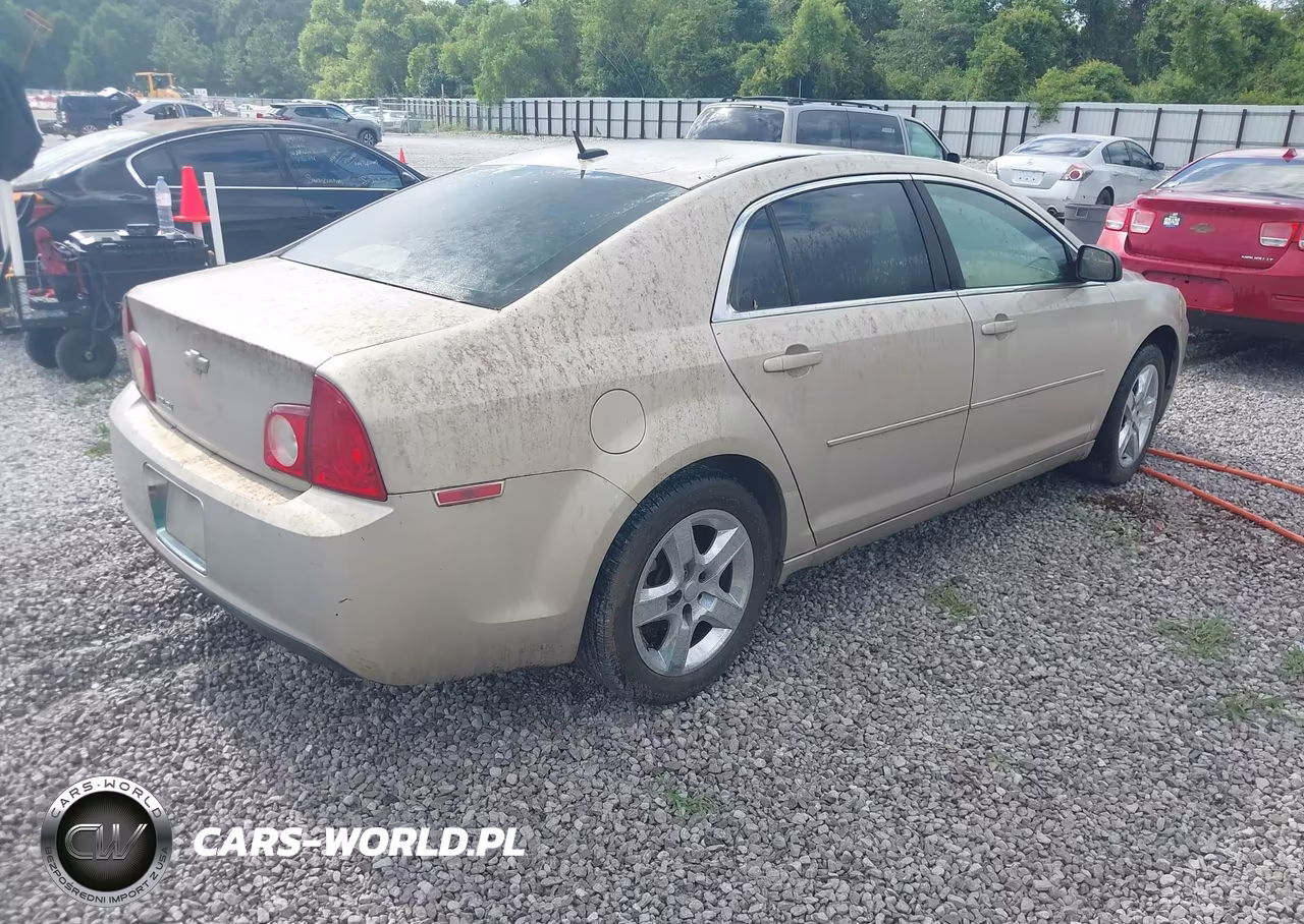2010 Chevrolet Malibu Ls VIN:1G1ZB5EB1AF140865 - 4