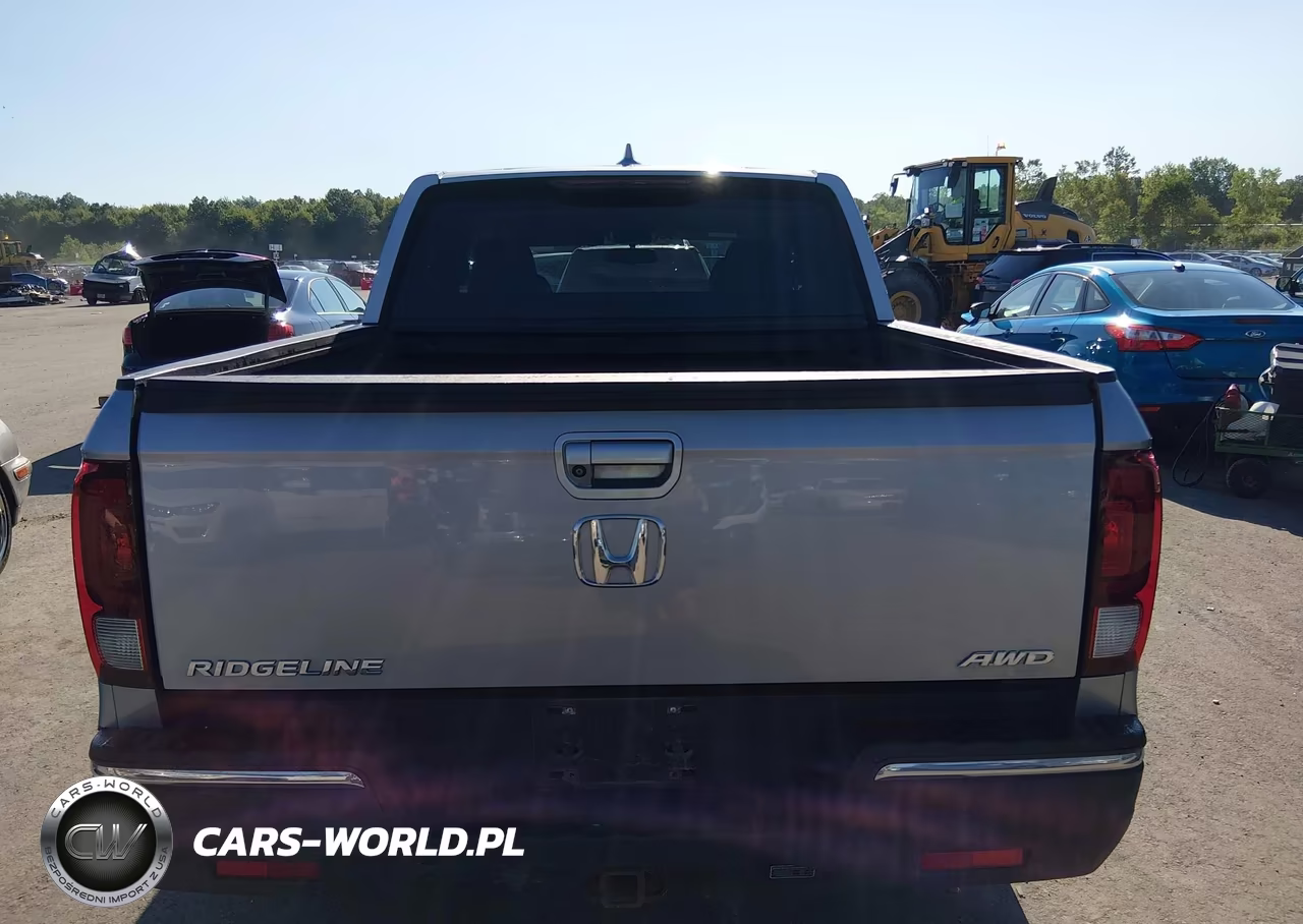 2017 Honda Ridgeline Rtl-T VIN:5FPYK3F6XHB022117 - 16