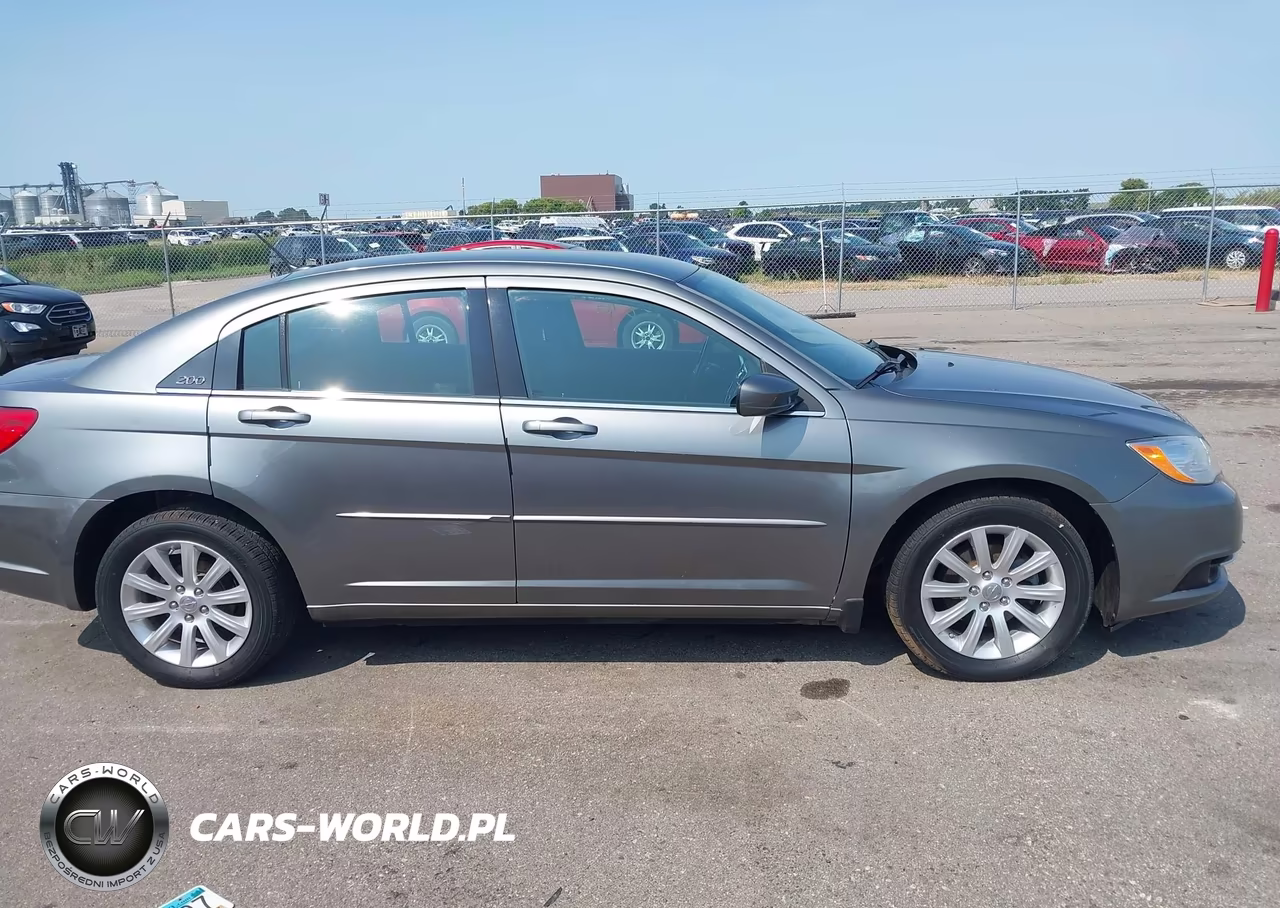 2012 Chrysler 200 Touring VIN:1C3CCBBB0CN205151 - 13