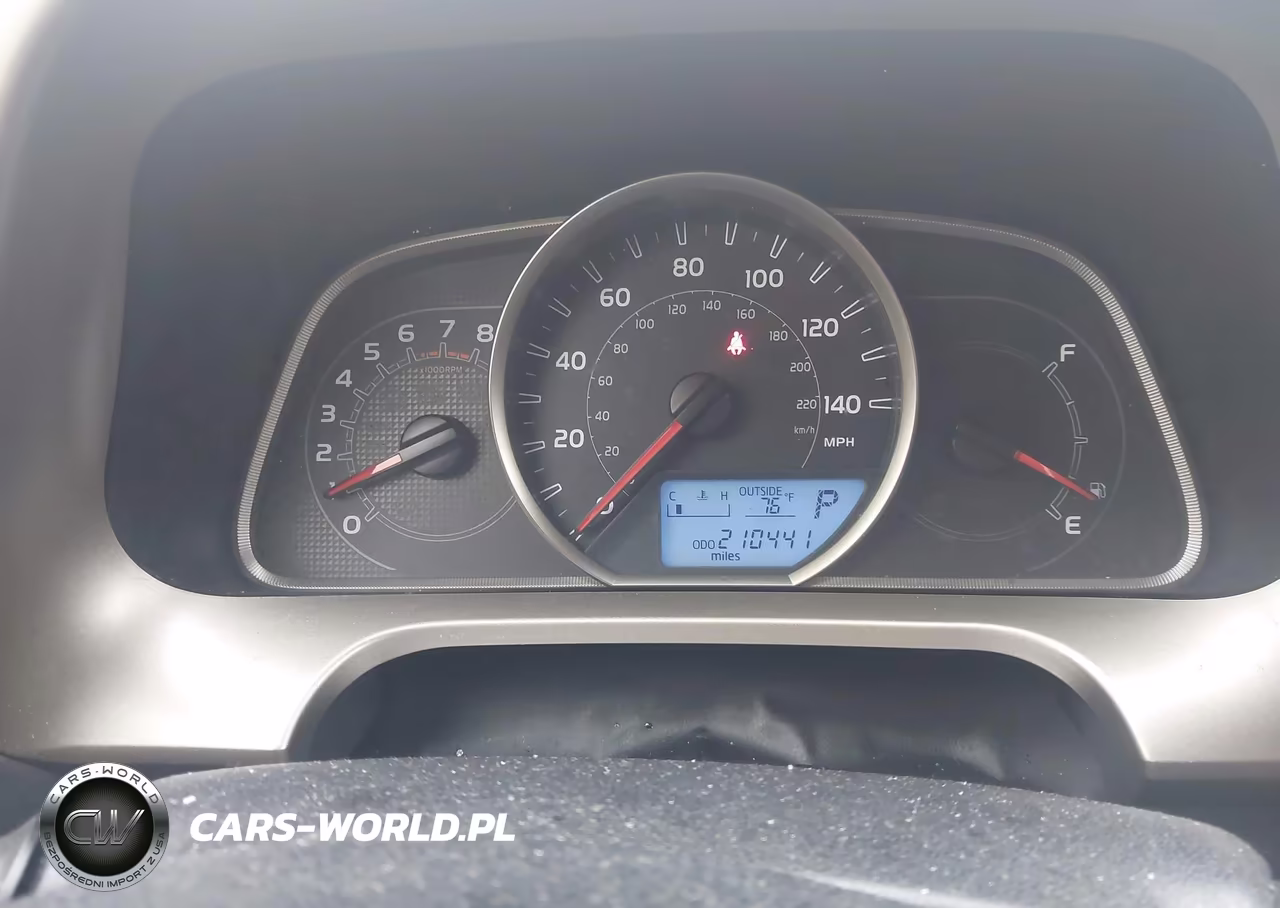 2015 Toyota Rav4 Le VIN:JTMBFREV8FD155798 - 15