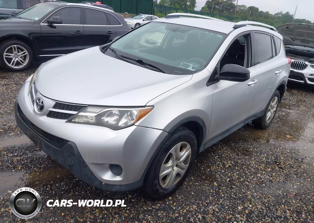 2015 Toyota Rav4 Le VIN:JTMBFREV8FD155798 - 2
