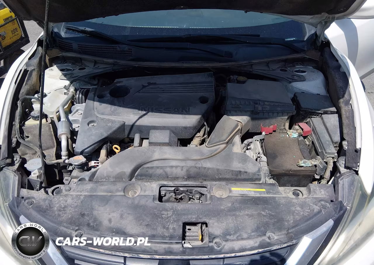 2018 Nissan Altima 2.5 S VIN:1N4AL3AP3JC136587 - 10