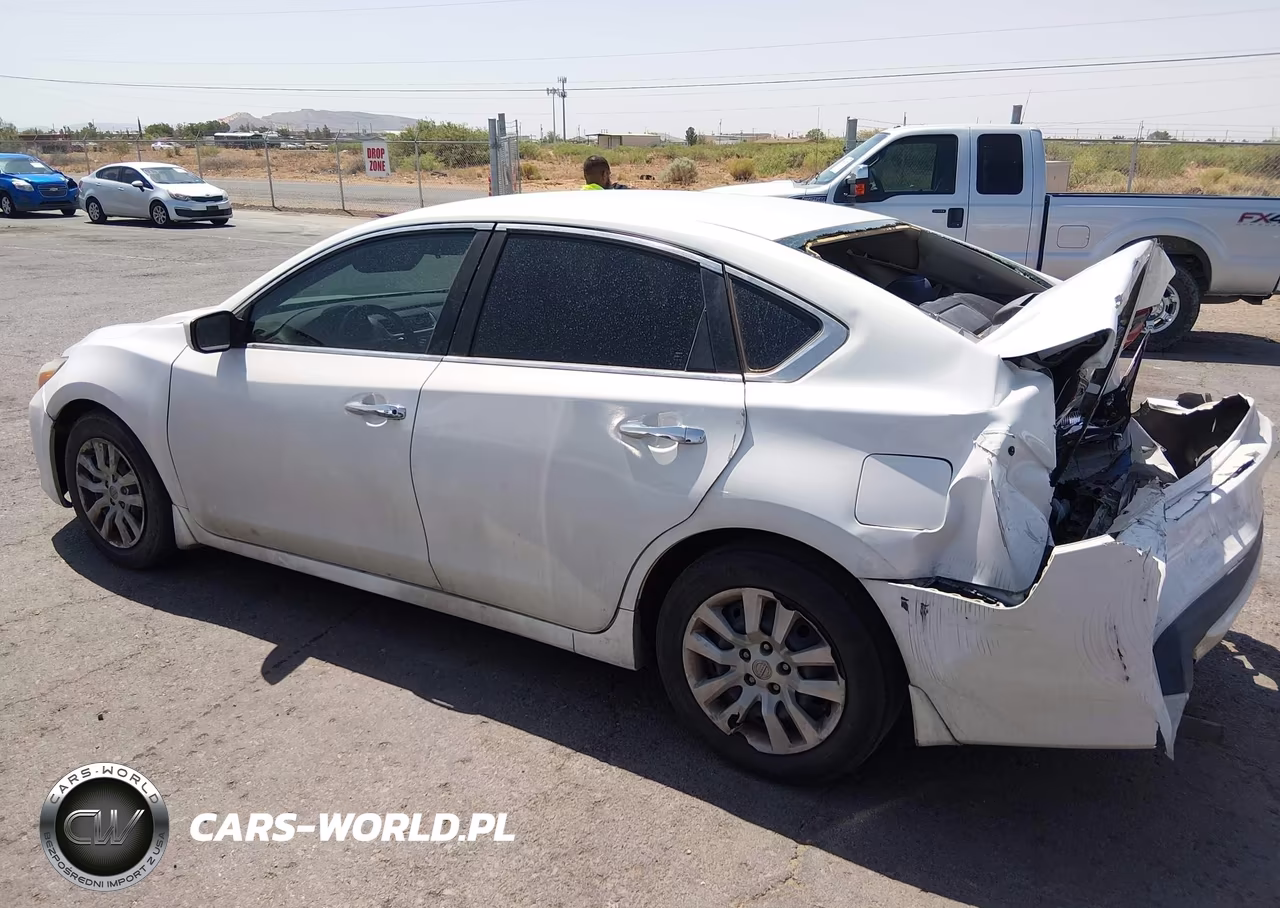 2018 Nissan Altima 2.5 S VIN:1N4AL3AP3JC136587 - 15
