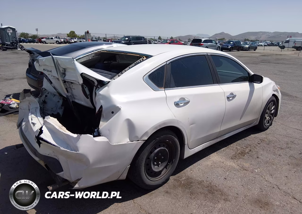 2018 Nissan Altima 2.5 S VIN:1N4AL3AP3JC136587 - 4