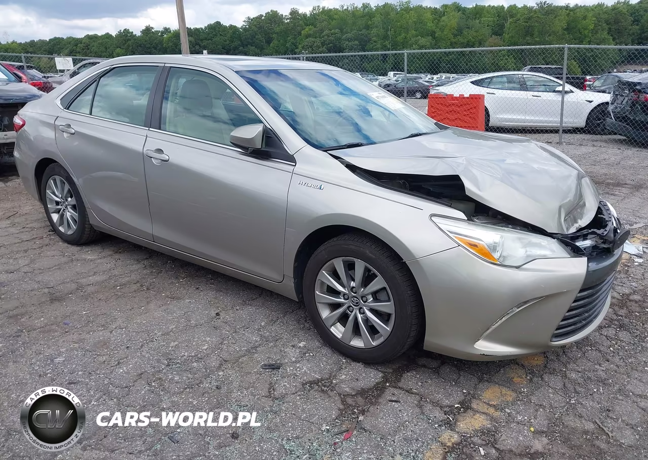 2015 Toyota Camry Hybrid Xle