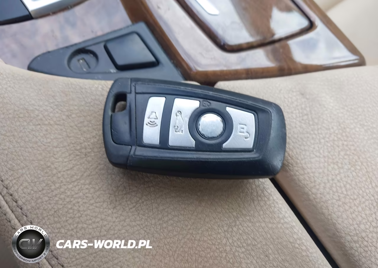 2012 BMW 528I VIN:WBAXG5C58CDY29102 - 11