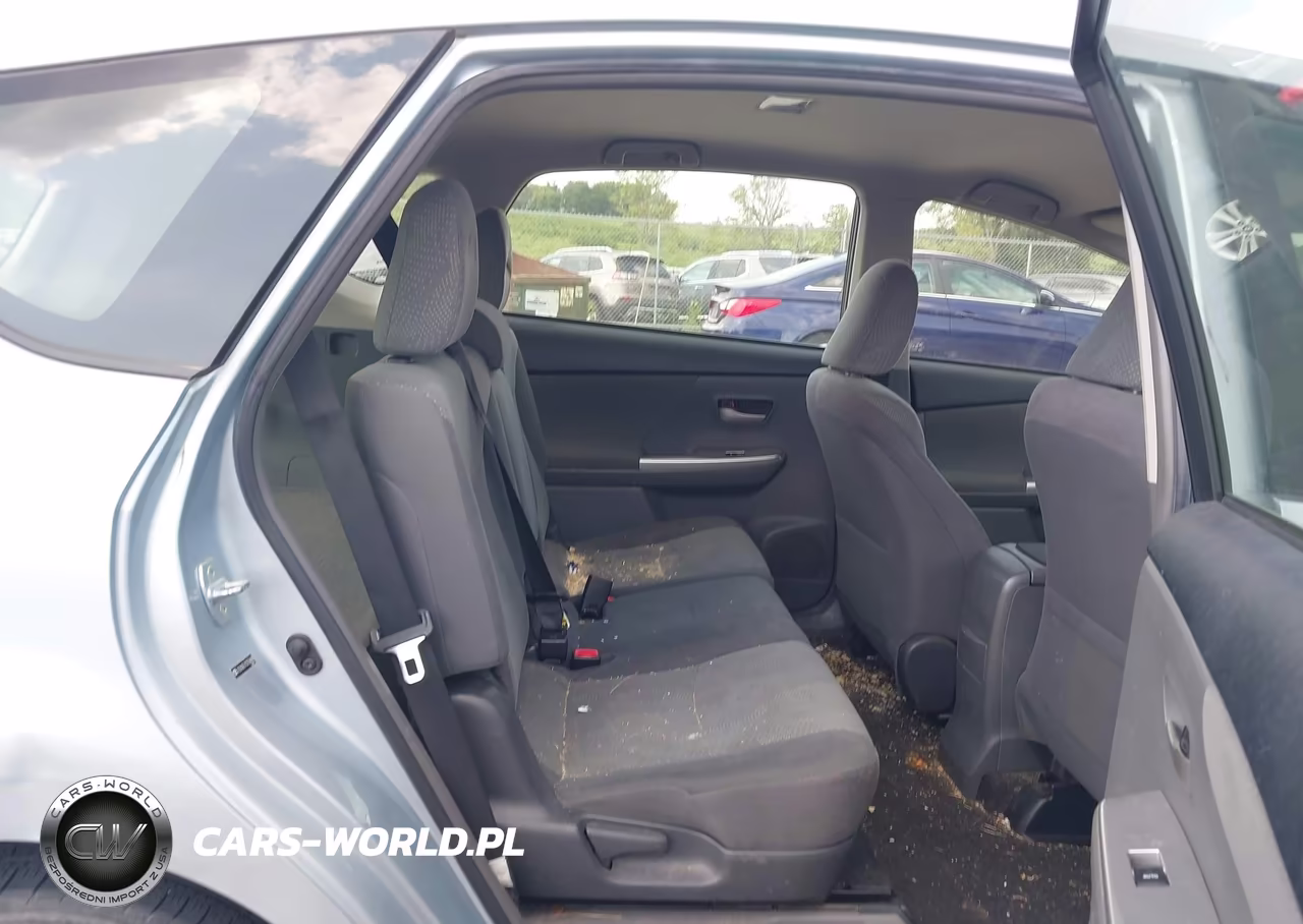2012 Toyota Prius V Two VIN:JTDZN3EU7C3126848 - 8
