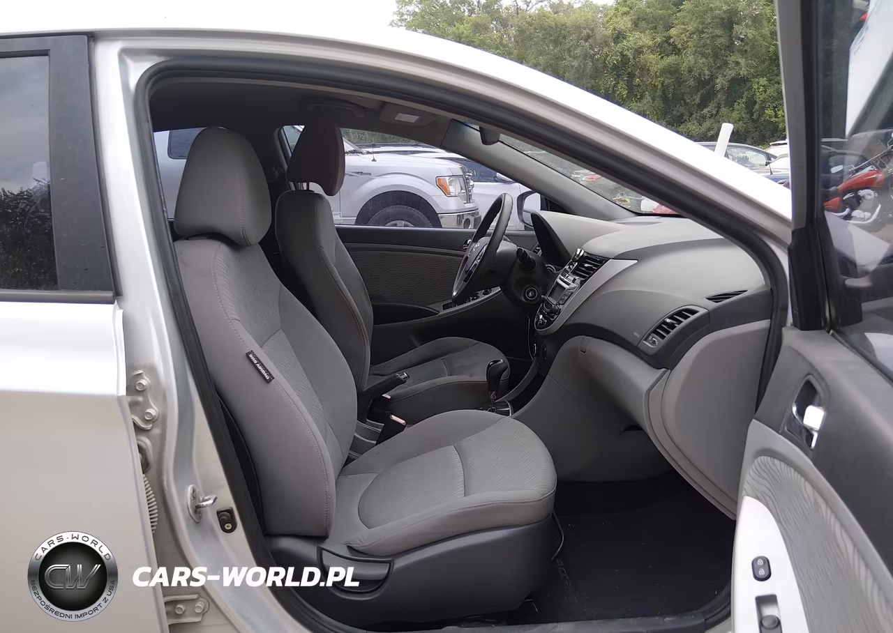 2012 Hyundai Accent Gls VIN:KMHCU4AE2CU078324 - 5
