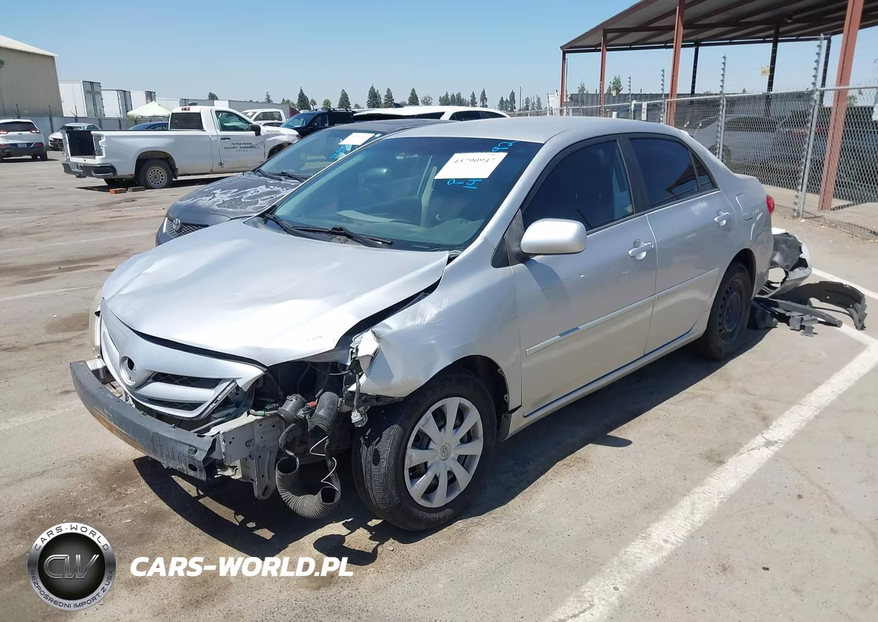 2011 Toyota Corolla Le VIN:2T1BU4EE7BC748004 - 2
