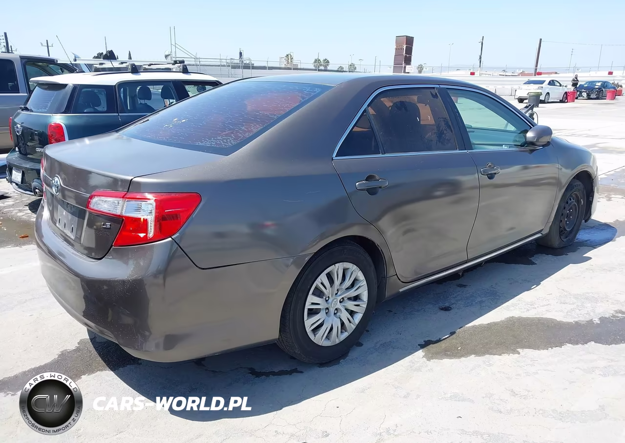 2012 Toyota Camry Le VIN:4T4BF1FK0CR160612 - 4
