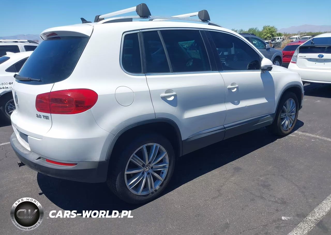 2012 Volkswagen Tiguan Se VIN:WVGAV7AX5CW518371 - 4