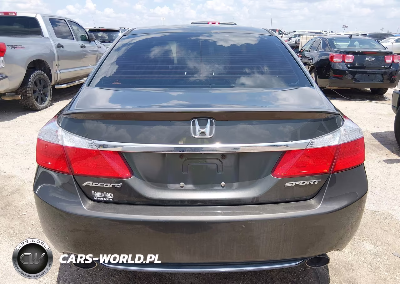 2015 Honda Accord Sport VIN:1HGCR2F58FA064079 - 16