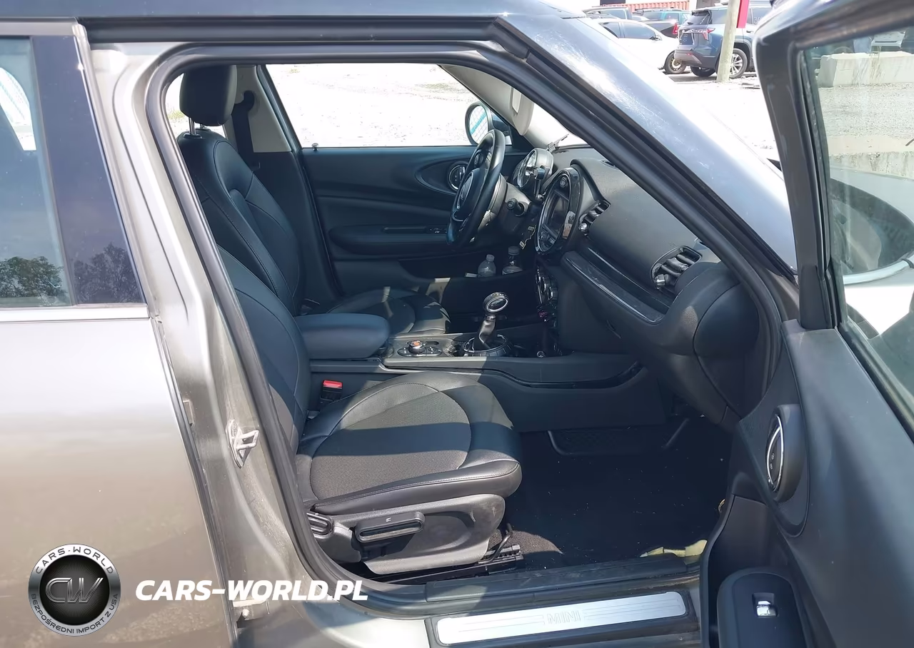 2017 Mini Clubman Cooper VIN:WMWLN5C54H2E32593 - 5