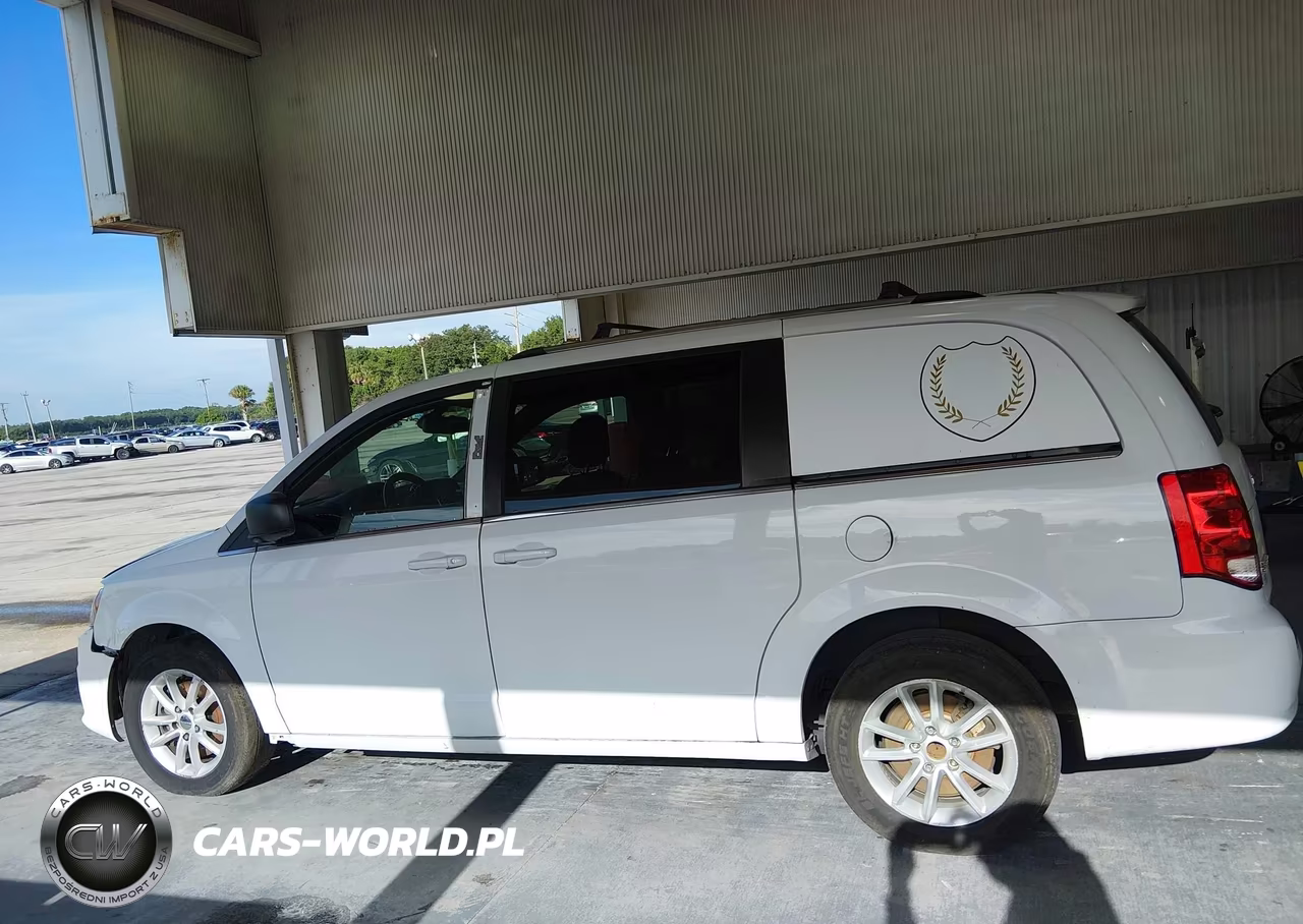 2019 Dodge Grand Caravan Sxt VIN:2C4RDGCG3KR753673 - 14